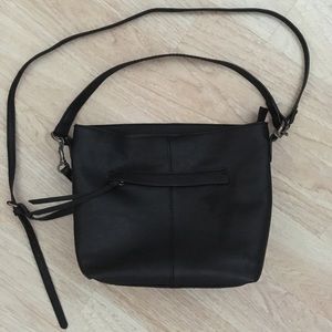 Universal Thread “Campbell Hobo Handbag” - Black